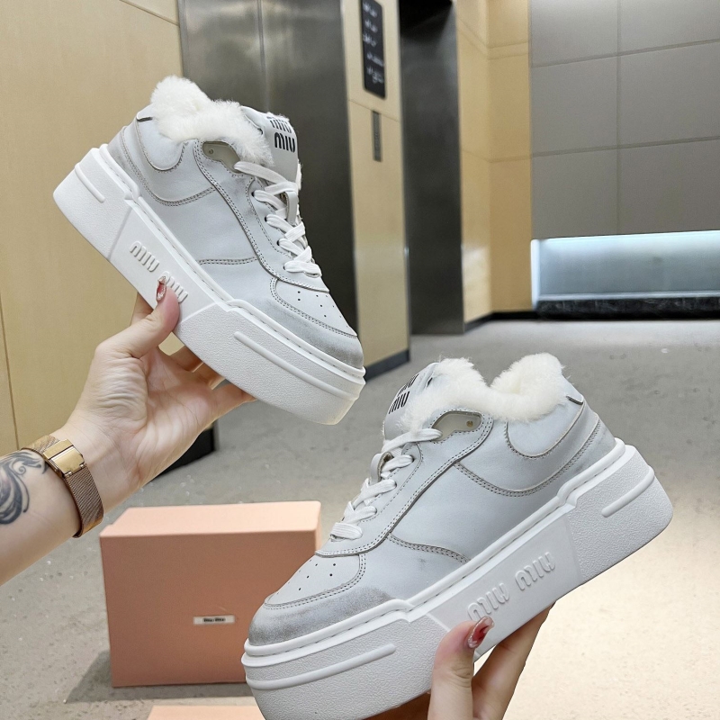 Miu Miu Casual Shoes